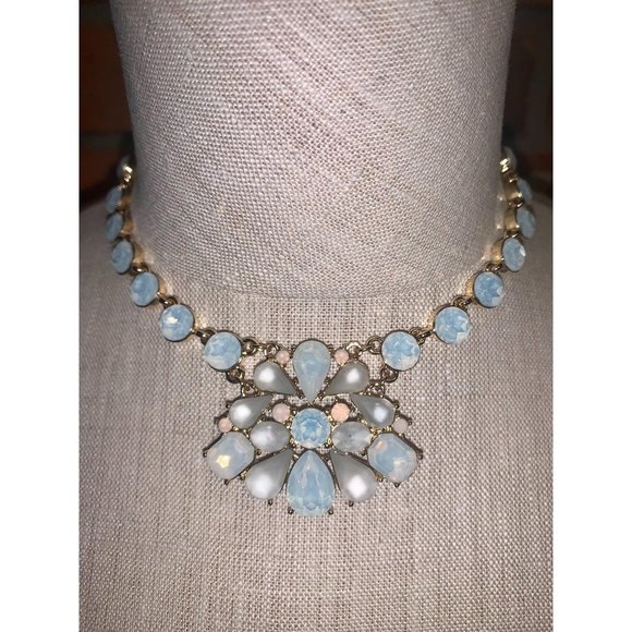 CONVERTIBLE WHITE BEACH & RHINESTONE MULTI-ROW NECKLACE - Picture 11 of 12